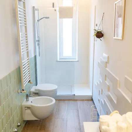 Attico Con Terrazzo